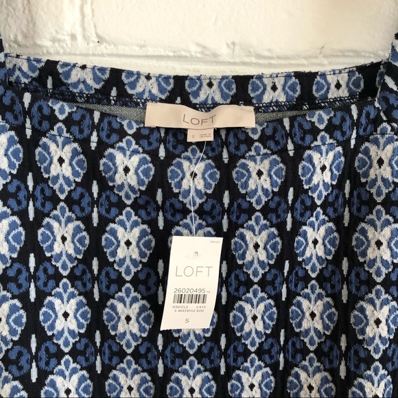 NWT Loft Blue Diamond Square Neck Shirt | Size Small - Picture 2 of 4